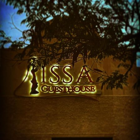 Issa Guesthouse Usakos Kültér fotó