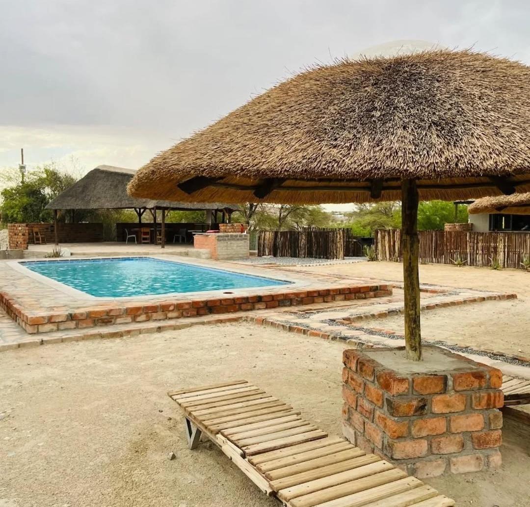 Issa Guesthouse Usakos Kültér fotó